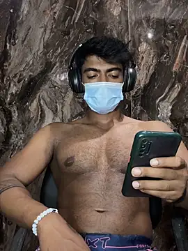 rony6663 online show from October 13, 2025, 10:17 am