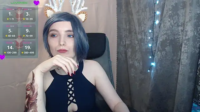 Snapshot of KarinaSugary chatting on December 25, 2024, 2:02 pm KarinaSugary online show from December 25, 2024, 2:02 pm