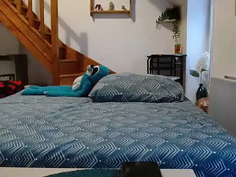 Lauzo21 online show from November 10, 2025, 6:29 am