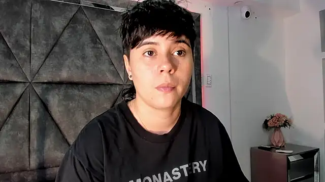 AbbySmiitth  online show from June 27, 2026, 8:48 pm