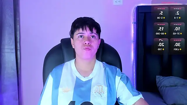 AbbySmiitth  online show from September 28, 2025, 6:04 pm