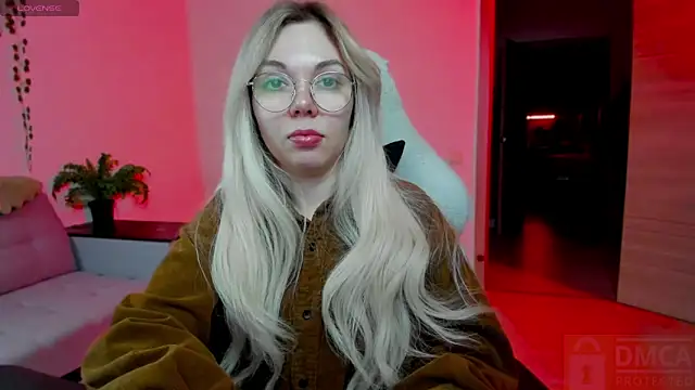 Snapshot of whoa-hoa-hoa-hoa-hoa chatting on November 30, 2025, 4:52 pm whoa-hoa-hoa-hoa-hoa online show from November 30, 2025, 4:52 pm