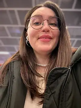 meow girl online show from February 10, 2026, 11:09 am