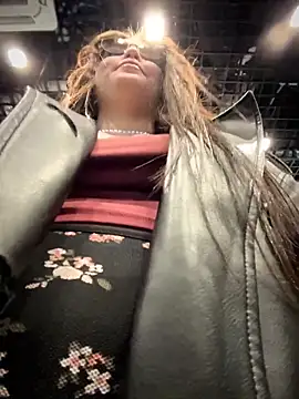 meow girl online show from March 4, 2026, 1:08 pm