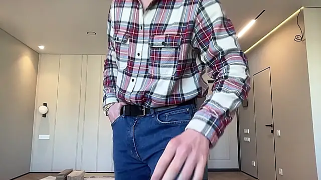 cute mark online show from March 22, 2026, 6:59 am