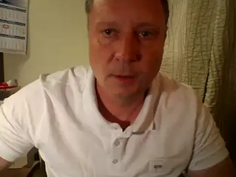 Snapshot of c6tm5 chatting on October 8, 2025, 6:59 am c6tm5 online show from October 8, 2025, 6:59 am