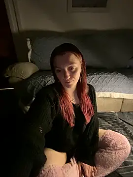 Snapshot of Stoner_BarbieXX chatting on February 2, 2025, 10:39 pm Stoner BarbieXX online show from February 2, 2025, 10:39 pm