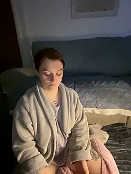 Snapshot of Stoner_BarbieXX chatting on January 21, 2025, 10:30 pm Stoner BarbieXX online show from January 21, 2025, 10:30 pm