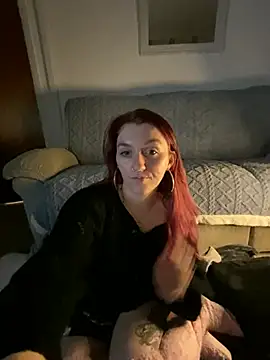Snapshot of Stoner_BarbieXX chatting on January 5, 2025, 10:29 pm Stoner BarbieXX online show from January 5, 2025, 10:29 pm