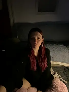 Snapshot of Stoner_BarbieXX chatting on February 20, 2025, 10:48 pm Stoner BarbieXX online show from February 20, 2025, 10:48 pm