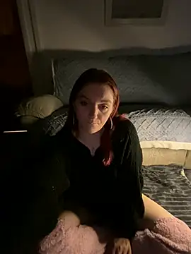 Snapshot of Stoner_BarbieXX chatting on January 31, 2025, 10:52 pm Stoner BarbieXX online show from January 31, 2025, 10:52 pm