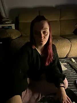 Snapshot of Stoner_BarbieXX chatting on March 3, 2025, 10:52 pm Stoner BarbieXX online show from March 3, 2025, 10:52 pm