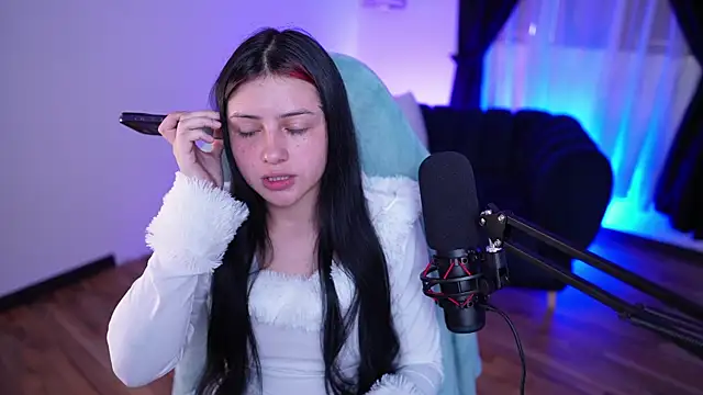 myeimmy 33 online show from February 27, 2026, 9:47 pm