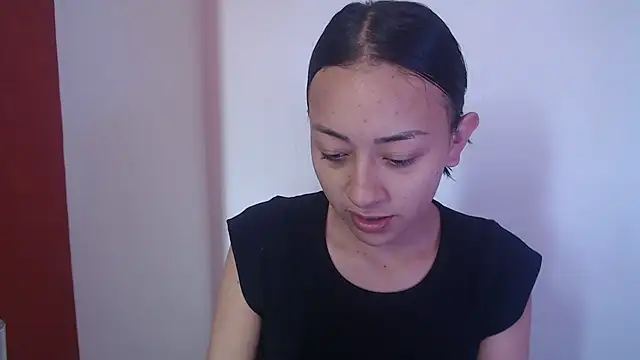 Little aphrodite online show from September 8, 2025, 3:55 pm