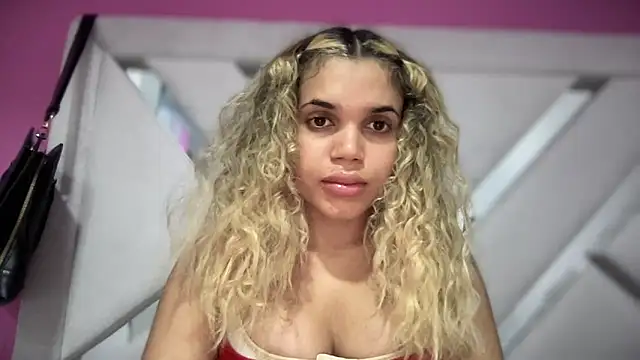 brithneysquirt online show from November 28, 2025, 3:28 am