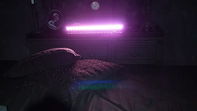 Morgan Hilll  online show from March 21, 2026, 11:47 am