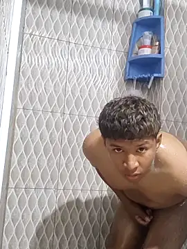 Snapshot of Tu_papi_69_ chatting on September 25, 2025, 10:16 pm Tu papi 69 online show from September 25, 2025, 10:16 pm