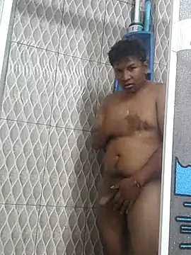 Snapshot of Tu_papi_69_ chatting on September 9, 2025, 12:32 am Tu papi 69 online show from September 9, 2025, 12:32 am