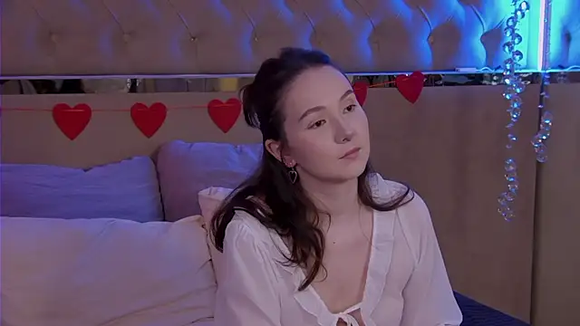 IreneRaye online show from February 14, 2026, 6:52 pm