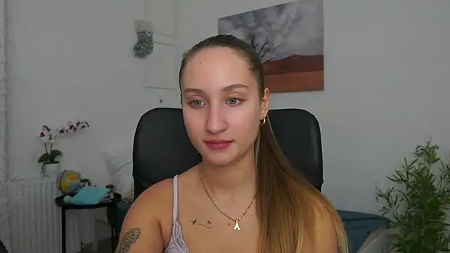 magic   smile online show from January 7, 2025, 2:19 pm