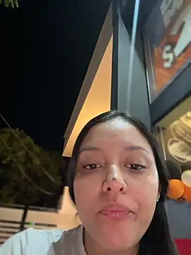 Snapshot of kenndall_21 chatting on November 1, 2025, 2:07 am kenndall 21 online show from November 1, 2025, 2:07 am