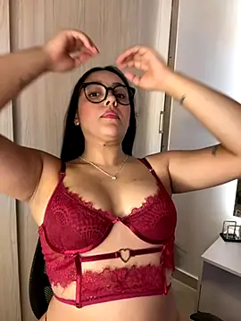 Snapshot of kenndall_21 chatting on October 26, 2025, 2:23 am kenndall 21 online show from October 26, 2025, 2:23 am