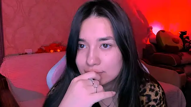 Swee Alicee online show from October 7, 2025, 6:53 pm