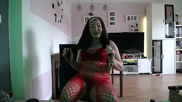 Missnikita6 online show from February 10, 2025, 8:53 am