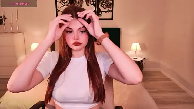 AdeliaKiss online show from March 20, 2026, 4:35 am