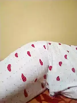 Snapshot of 3ahhd chatting on November 21, 2025, 11:42 am 3ahhd online show from November 21, 2025, 11:42 am