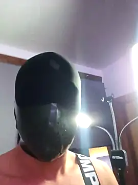 Snapshot of manforhotfun chatting on September 18, 2025, 12:13 am manforhotfun online show from September 18, 2025, 12:13 am