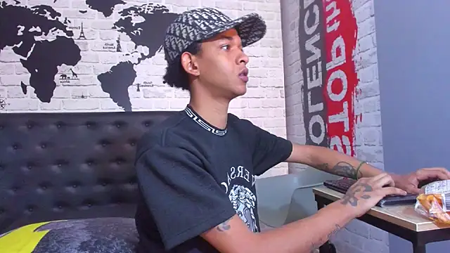 Crissh R online show from February 12, 2025, 10:59 pm