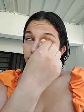 girl milk1 online show from February 28, 2025, 6:41 pm