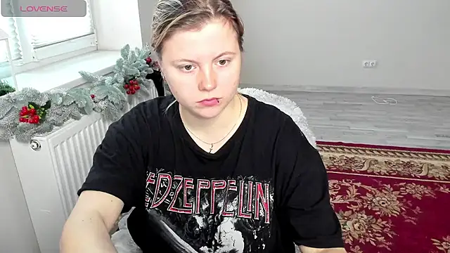 LillyDepp online show from January 9, 2026, 1:51 pm