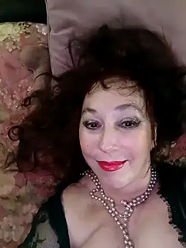 Snapshot of GypsyEsmeralda chatting on March 20, 2025, 4:51 am GypsyEsmeralda online show from March 20, 2025, 4:51 am