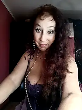 Snapshot of GypsyEsmeralda chatting on March 15, 2025, 2:01 pm GypsyEsmeralda online show from March 15, 2025, 2:01 pm