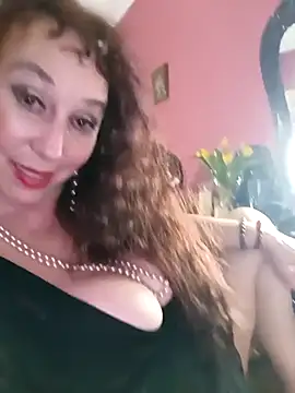 Snapshot of GypsyEsmeralda chatting on March 16, 2025, 6:01 pm GypsyEsmeralda online show from March 16, 2025, 6:01 pm