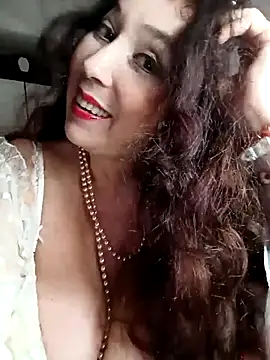 Snapshot of GypsyEsmeralda chatting on March 11, 2025, 4:19 am GypsyEsmeralda online show from March 11, 2025, 4:19 am