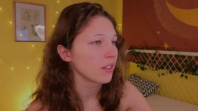 Snapshot of cherry_lea chatting on November 23, 2025, 5:23 pm cherry lea online show from November 23, 2025, 5:23 pm