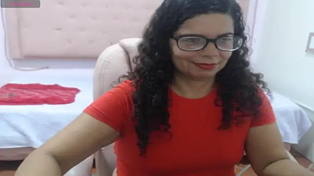 Snapshot of sila_bolum chatting on March 15, 2025, 3:59 pm sila bolum online show from March 15, 2025, 3:59 pm