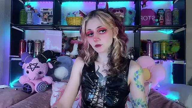 Snapshot of _Devill_Baby chatting on June 14, 2026, 6:53 pm Devill Baby online show from June 14, 2026, 6:53 pm