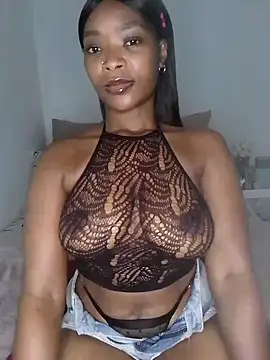 Snapshot of NunuBerry16 chatting on September 14, 2025, 1:55 pm NunuBerry16 online show from September 14, 2025, 1:55 pm