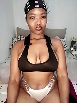 Snapshot of NunuBerry16 chatting on September 23, 2025, 3:30 pm NunuBerry16 online show from September 23, 2025, 3:30 pm