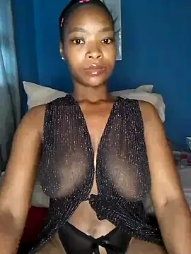 Snapshot of NunuBerry16 chatting on February 19, 2025, 7:17 am NunuBerry16 online show from February 19, 2025, 7:17 am