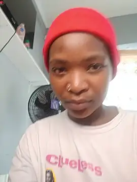 Snapshot of NunuBerry16 chatting on July 23, 2026, 12:46 pm NunuBerry16 online show from July 23, 2026, 12:46 pm