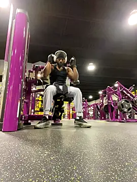 Snapshot of prettyrichie chatting on November 3, 2025, 1:55 am prettyrichie online show from November 3, 2025, 1:55 am