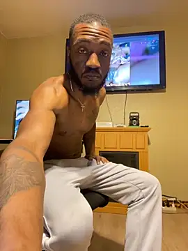 Snapshot of prettyrichie chatting on October 17, 2025, 12:36 am prettyrichie online show from October 17, 2025, 12:36 am