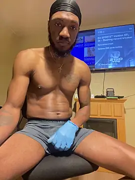 Snapshot of prettyrichie chatting on October 21, 2025, 9:52 am prettyrichie online show from October 21, 2025, 9:52 am