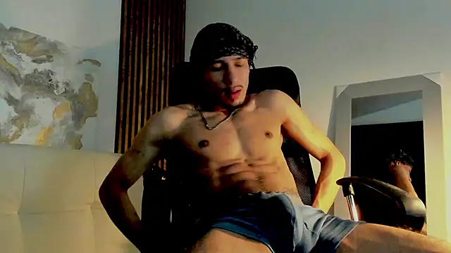 Snapshot of rafael_stone chatting on February 28, 2025, 3:37 am rafael stone online show from February 28, 2025, 3:37 am