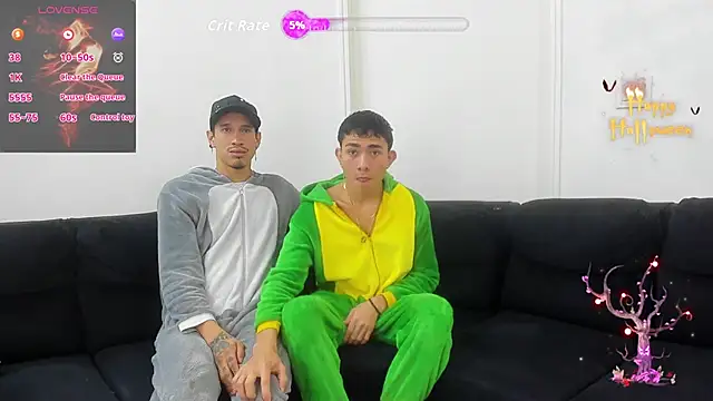 StrawwBoys online show from November 6, 2025, 10:41 am